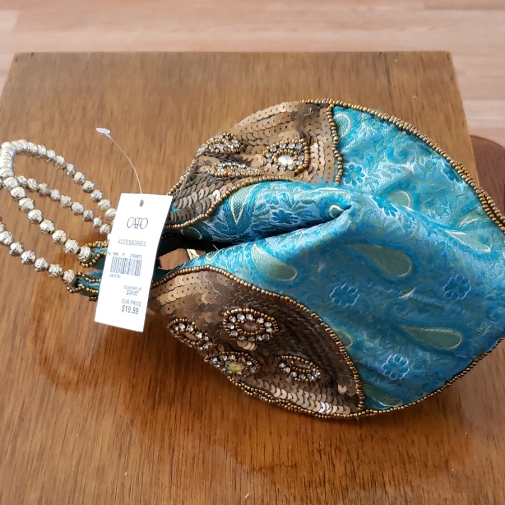 NWT Cato paisley, sequined wristlet